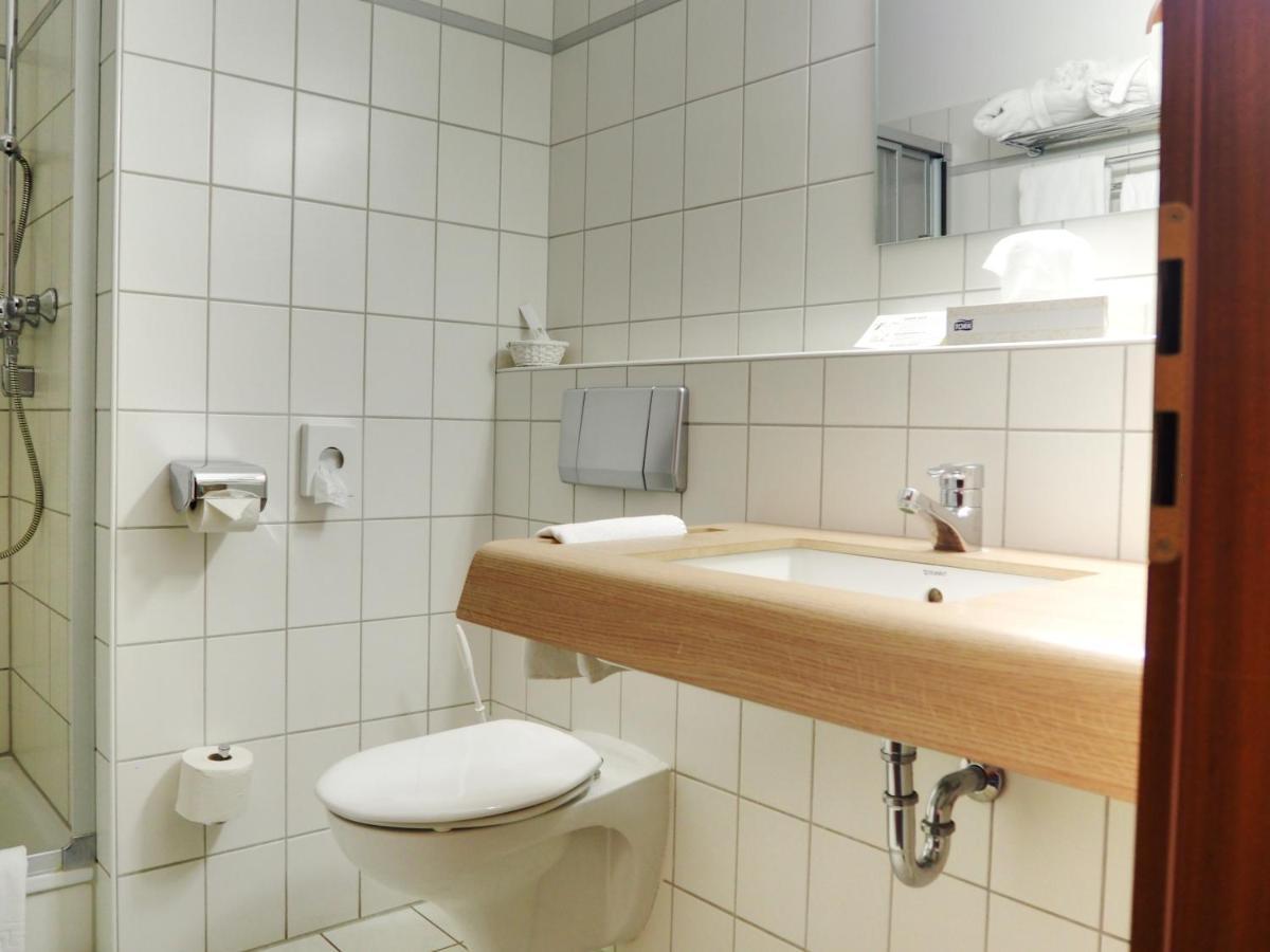 Heidehotel Lubast Zewnętrze zdjęcie